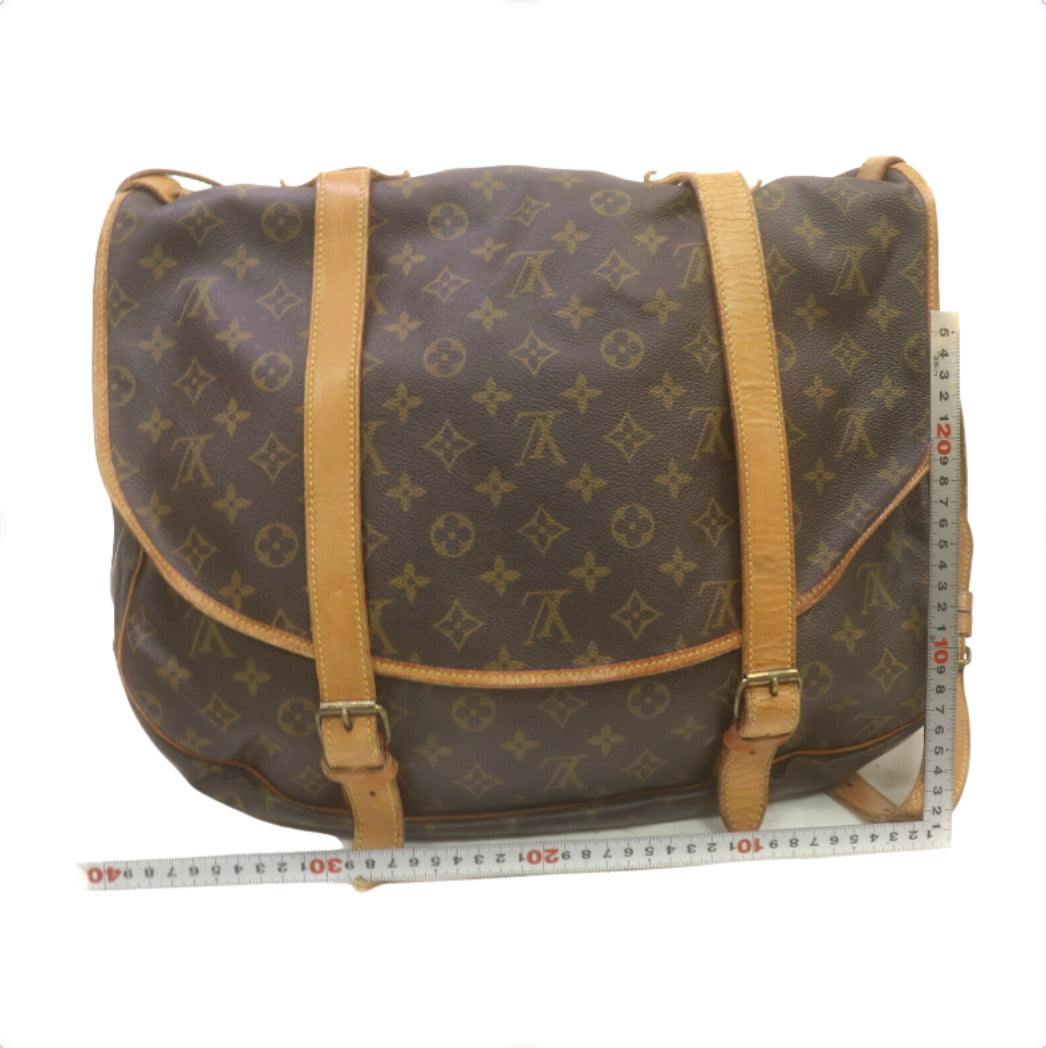 Louis Vuitton Saumur 43 Crossbody