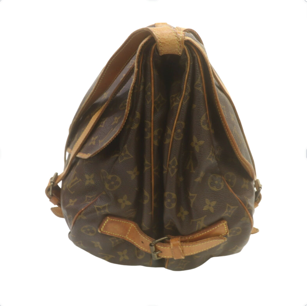 Louis Vuitton Saumur 43 Crossbody