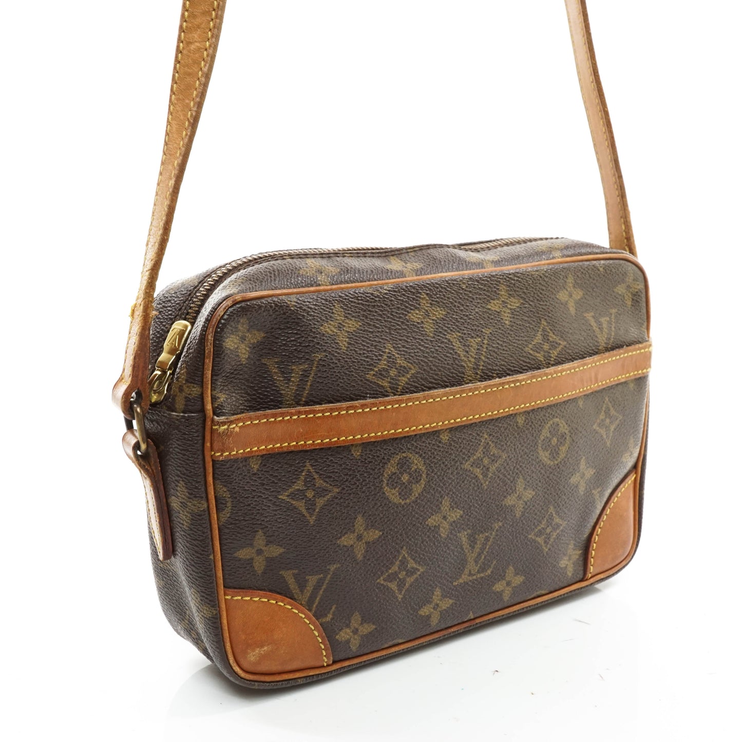 Louis Vuitton Trocadero 24