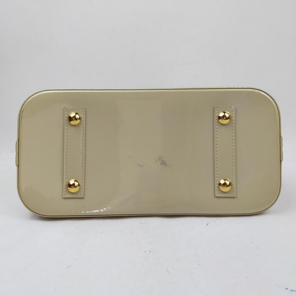 Louis Vuitton Alma Pm Hand Bag Cream