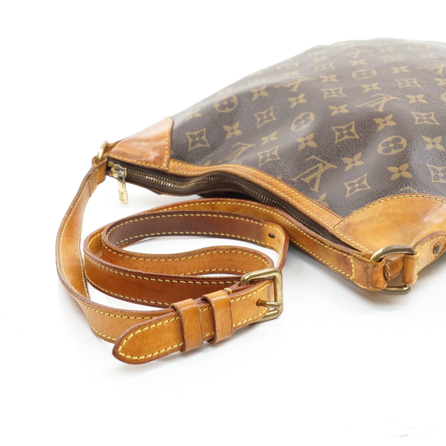 Louis Vuitton Odeon Mm Crossbody