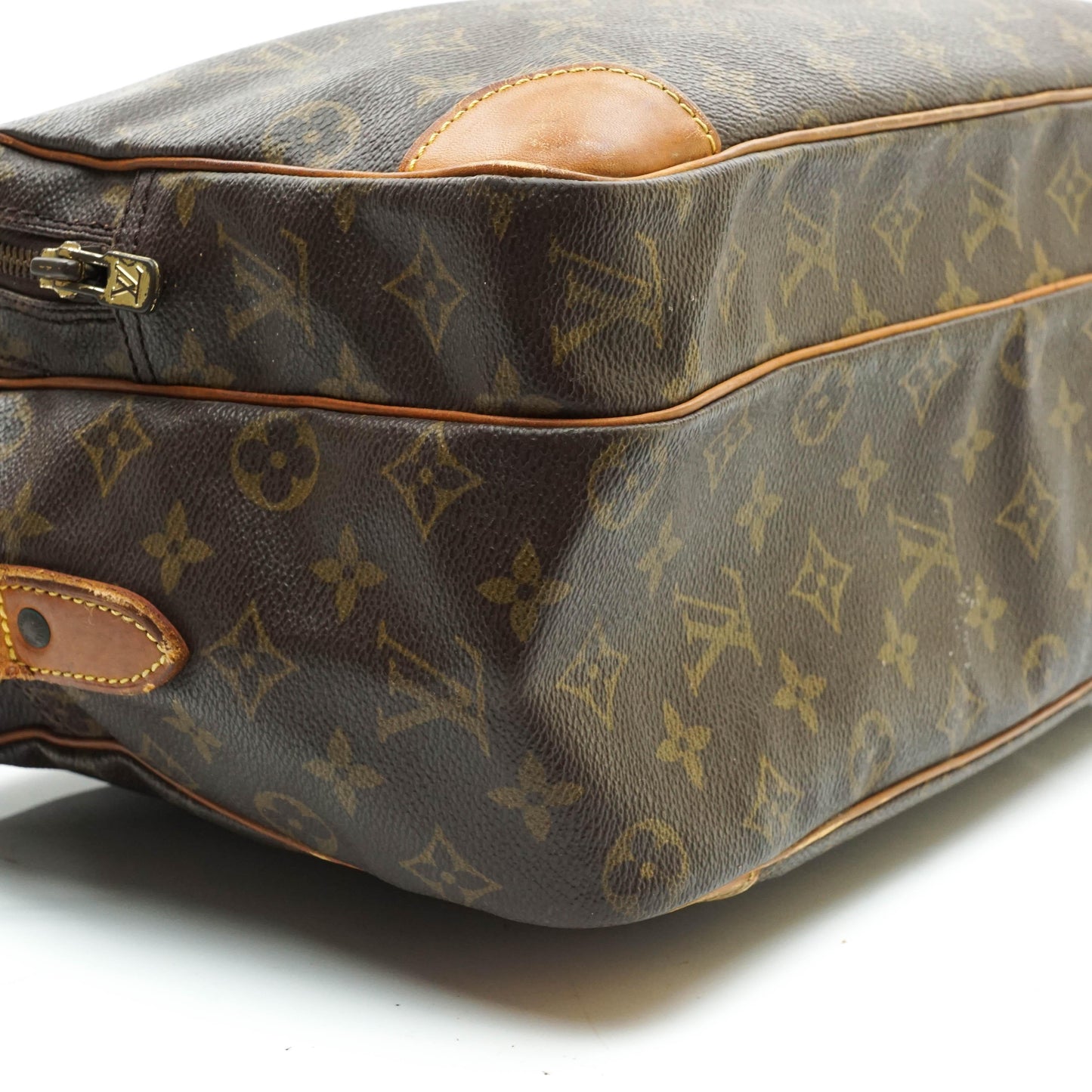 Louis Vuitton Nile Gm Crossbody Bag