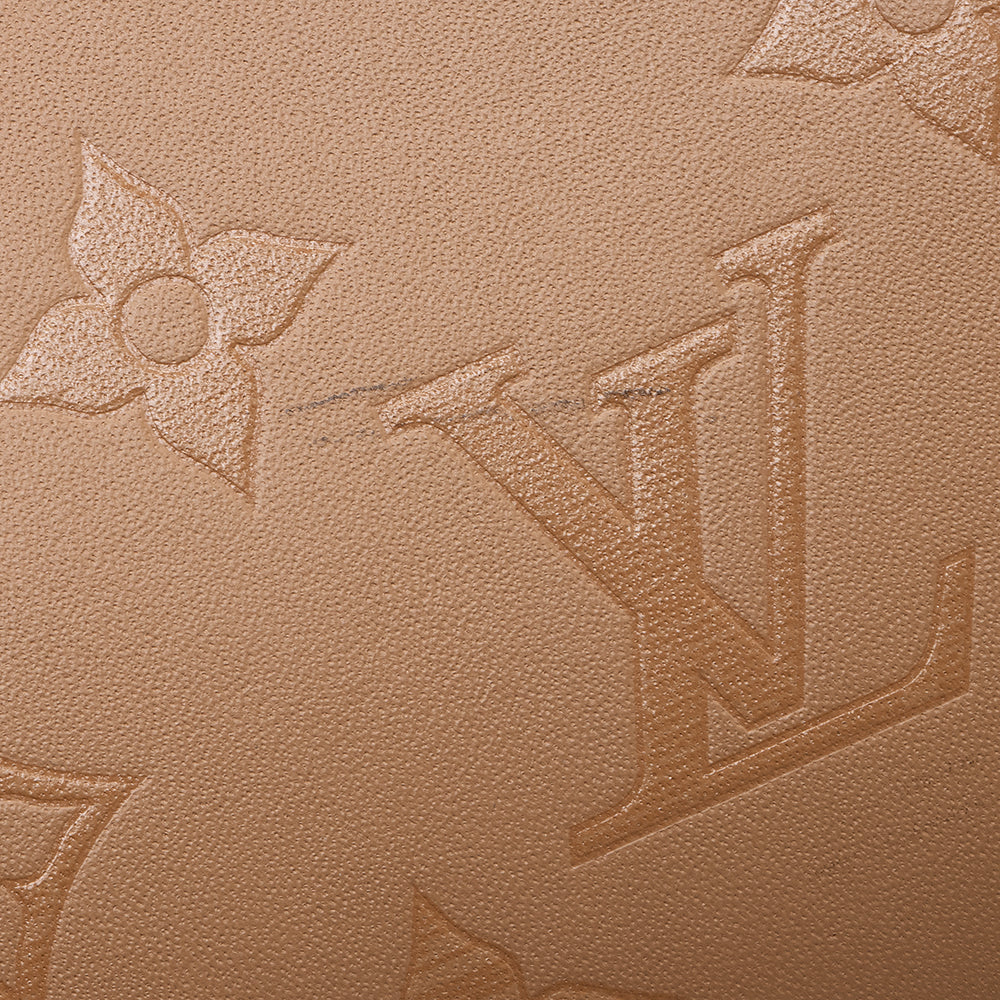 Louis Vuitton Cuir Plume Very MM Tote (SHF-16827)