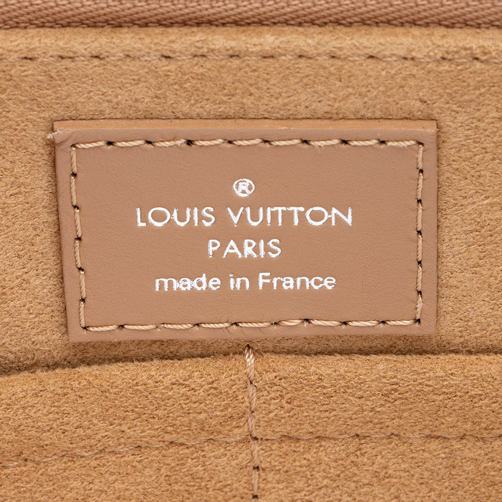 Louis Vuitton Cuir Plume Very MM Tote (SHF-16827)