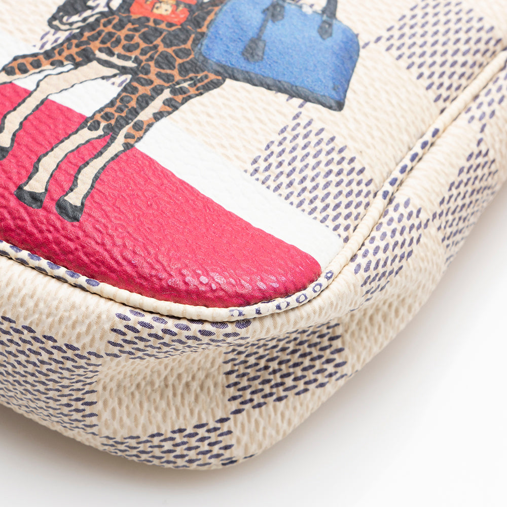 Louis Vuitton Limited Edition Damier Azur Animation Giraffe Mini Pochette Accessoires (SHF-18071)