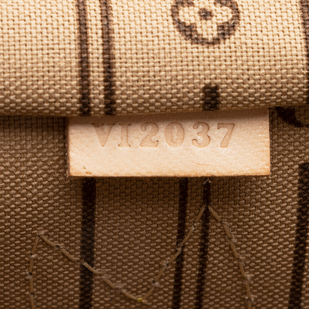 Louis Vuitton Monogram Canvas Neverfull PM Tote (SHF-18115)
