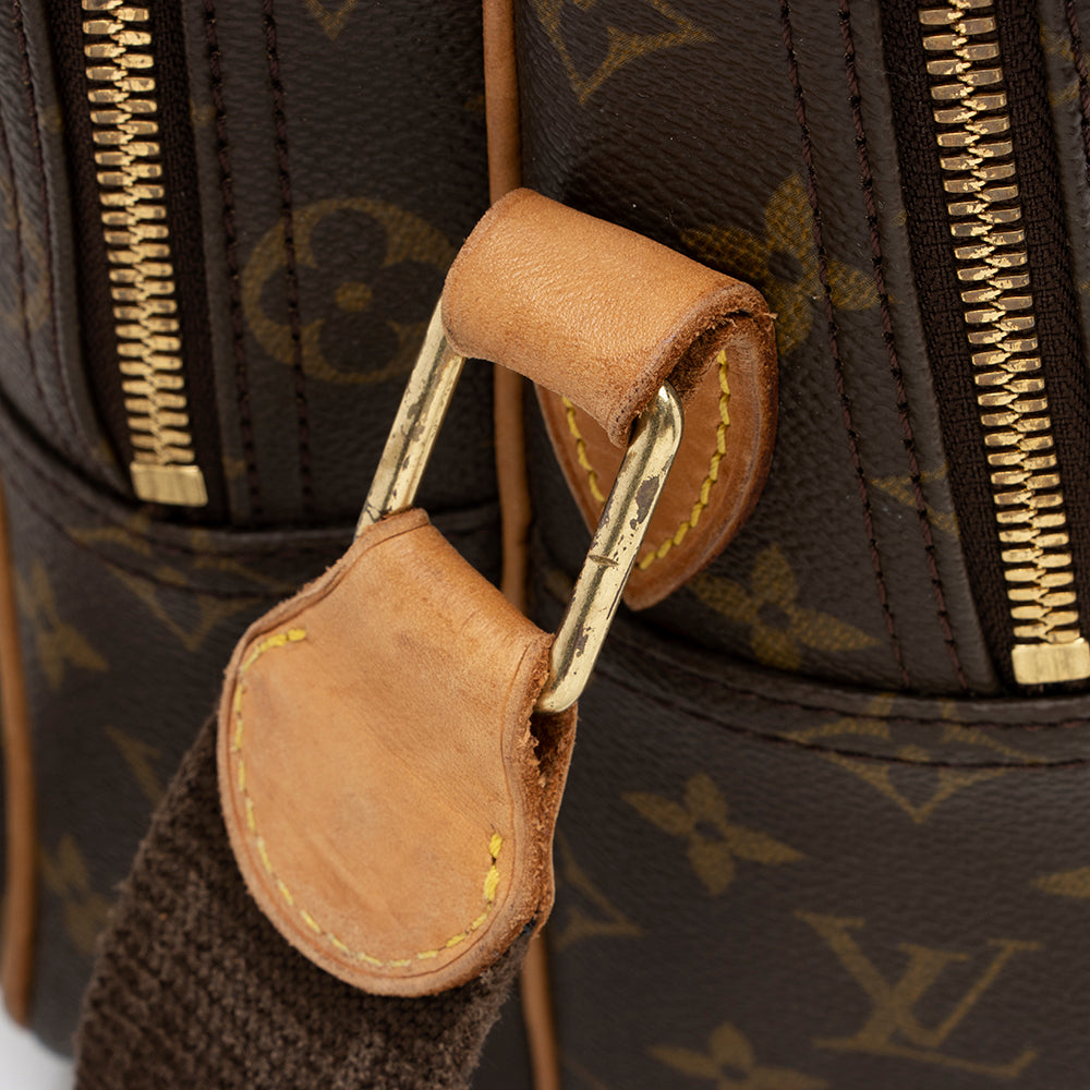 Louis Vuitton Vintage Monogram Canvas Reporter GM Messenger Bag (SHF-16343)
