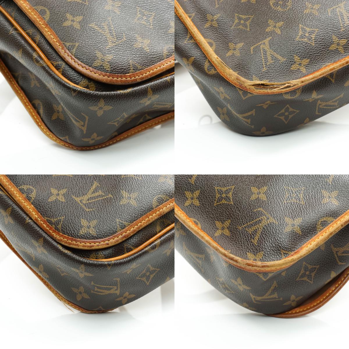 Louis Vuitton Bosphore Messenger