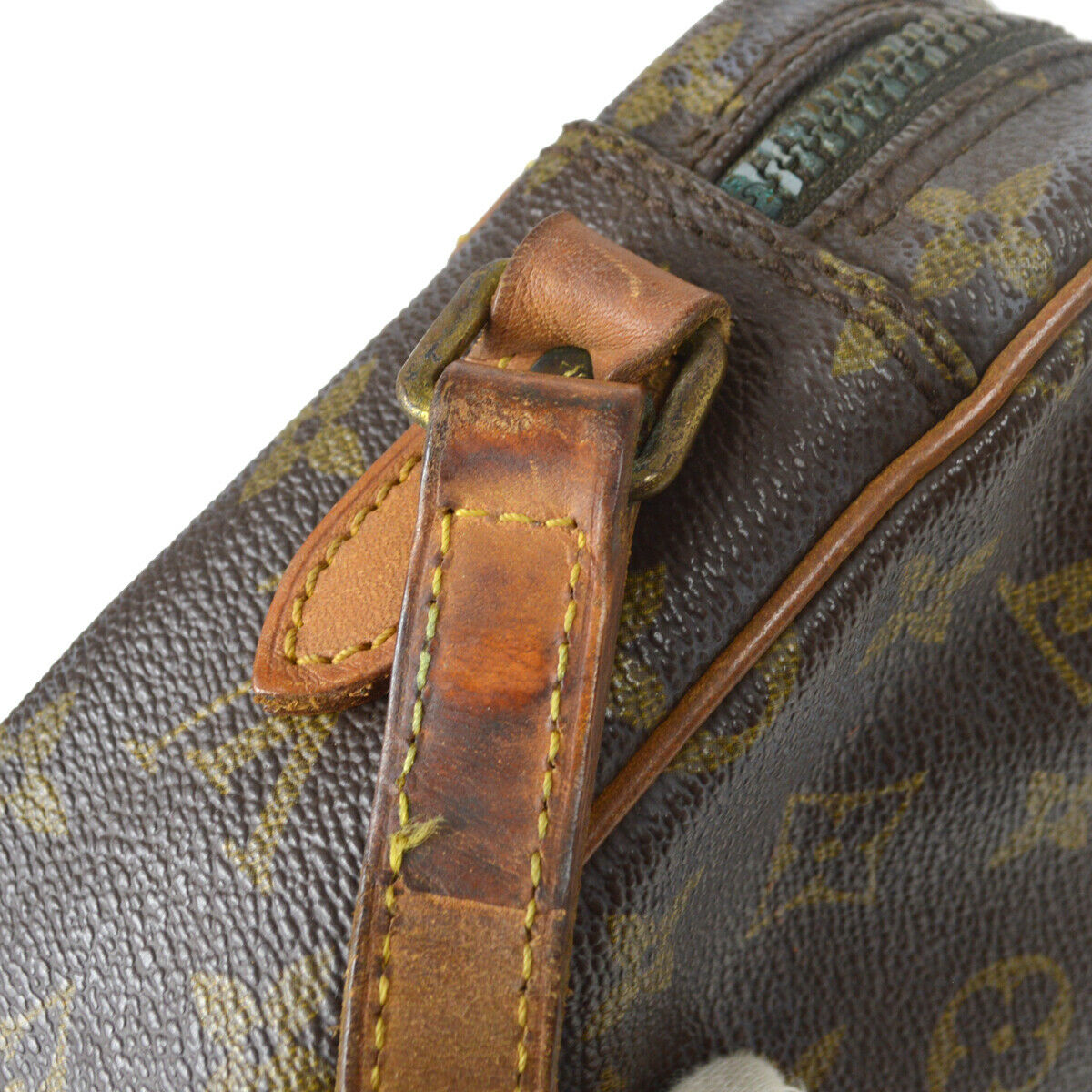 Louis Vuitton Trocadero 24
