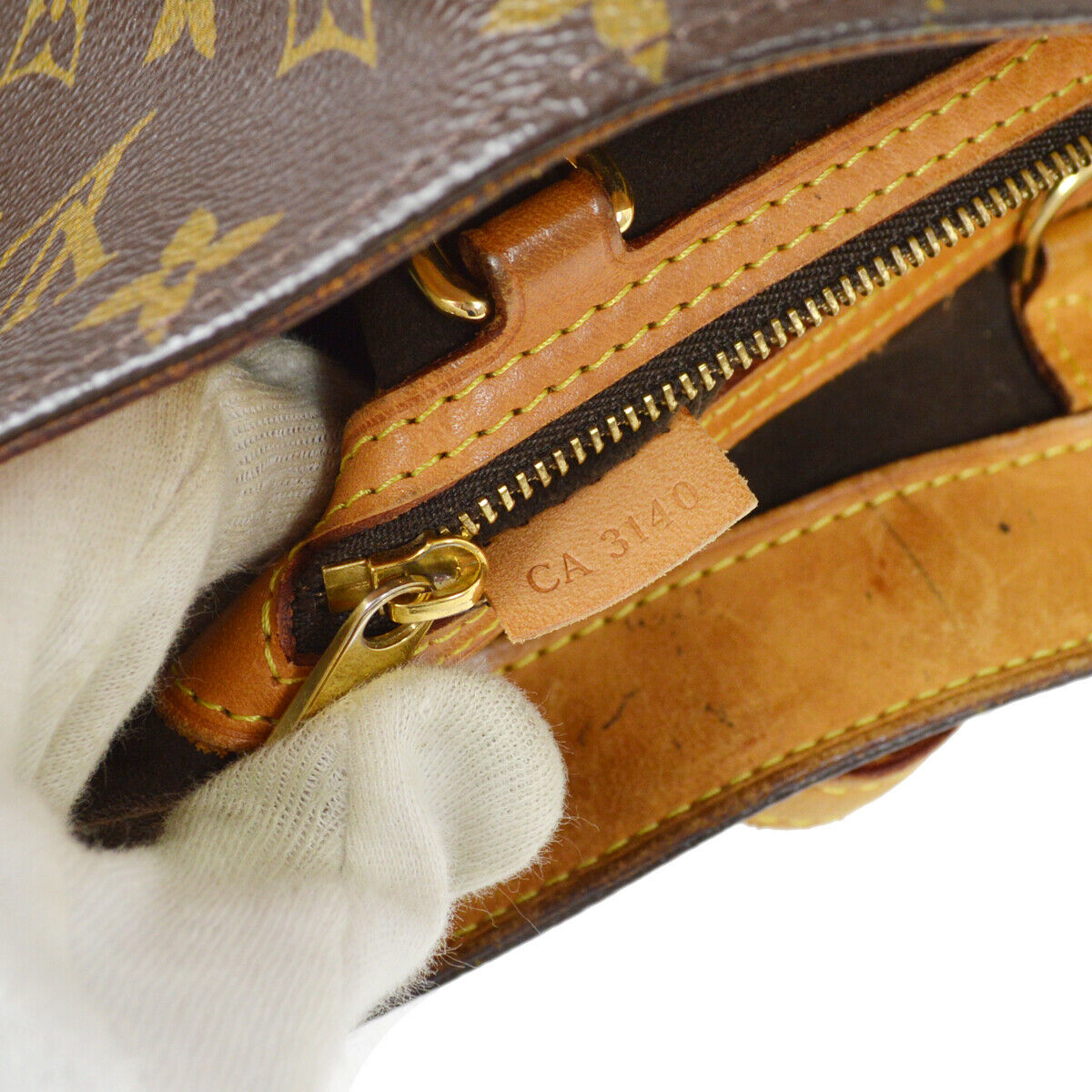 Louis Vuitton Wilshire Mm Tote Bag