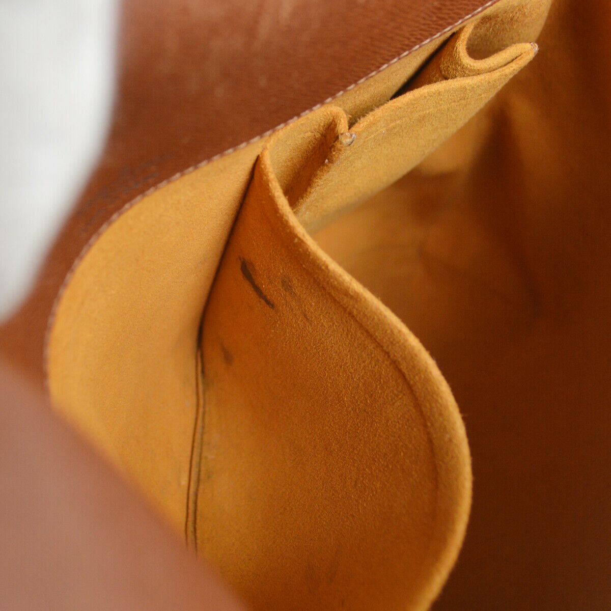 Louis Vuitton Musette Crossbody Bag