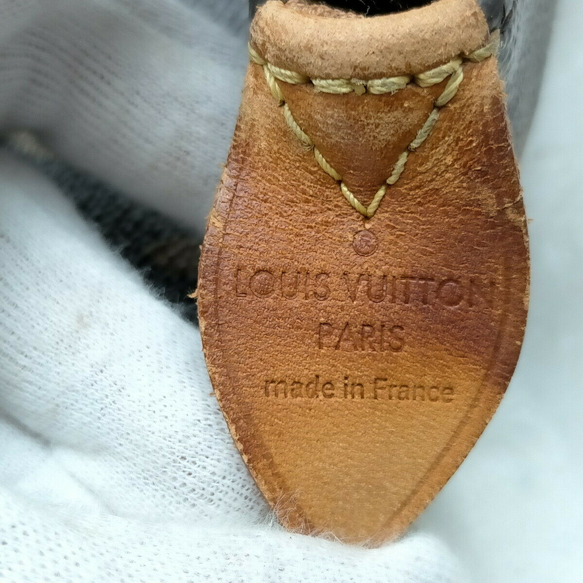 Louis Vuitton Totally Mm Tote Bag