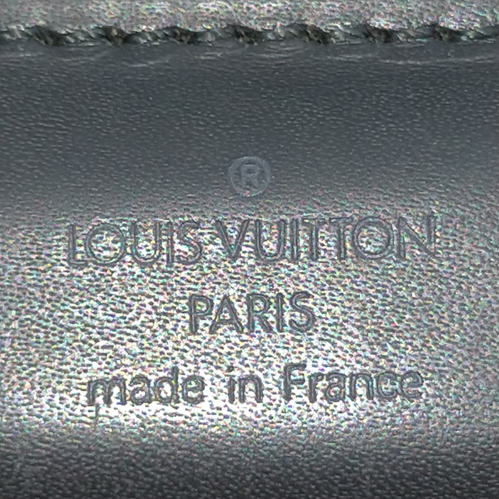 Louis Vuitton Selviet Fermoir