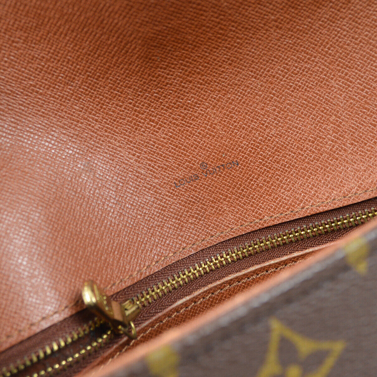 Louis Vuitton Chantilly Mm Cross