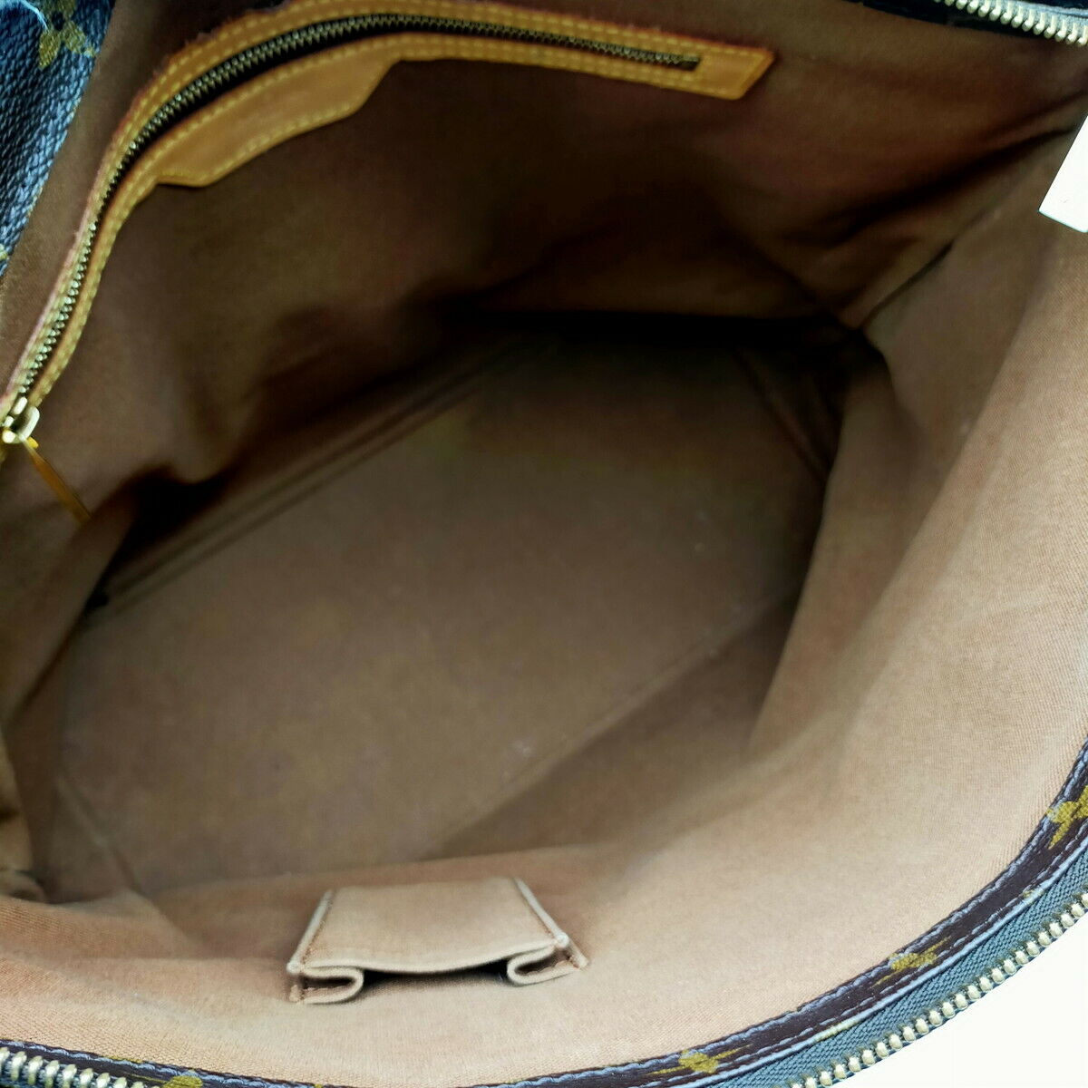 Louis Vuitton Cabas Mezzo Tote Bag