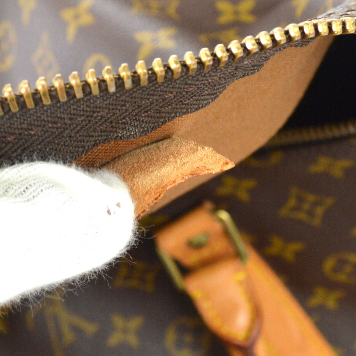 Louis Vuitton Keepall 60 Travel Bag