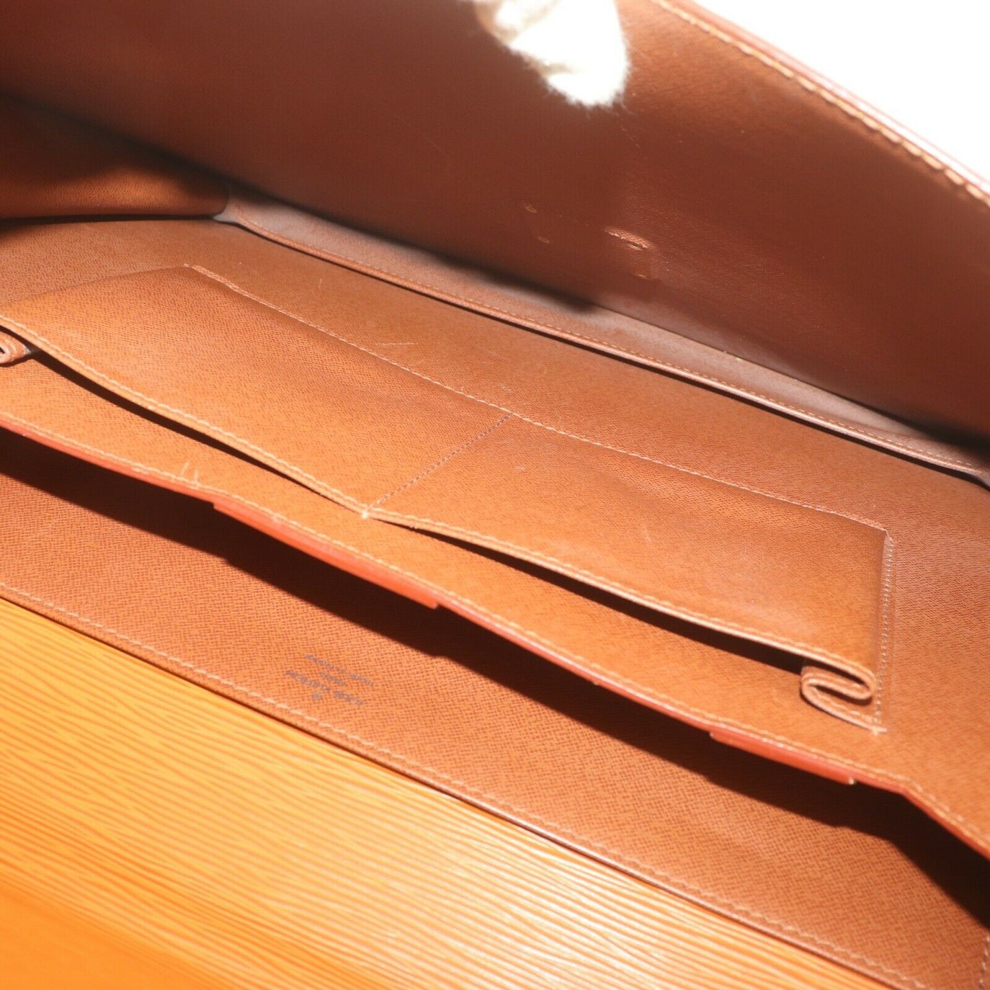 Louis Vuitton Serviette Conseiller